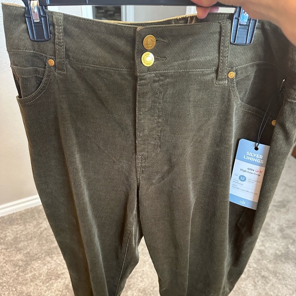 cabi High-Low Crop - Picture 2 of 2